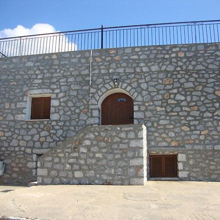 Kafiona Guesthouse Pyrgos Dirou Exterior photo